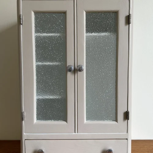 Armoirette vitrée vintage