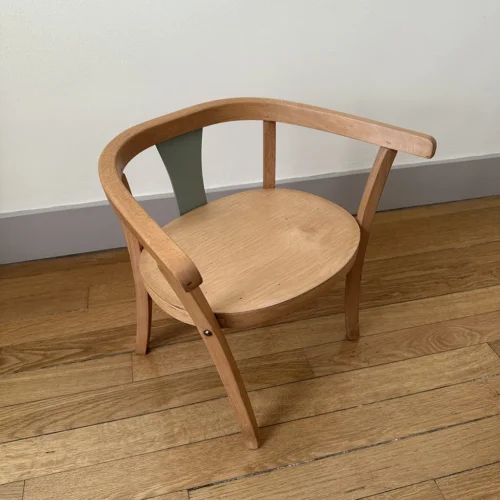 Fauteuil années 6O enfant
