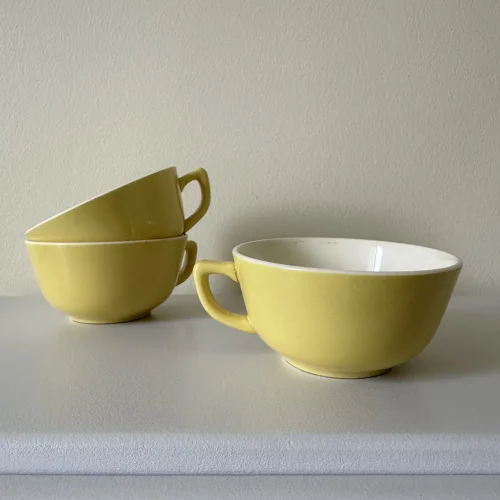 Tasses faïence jaune Villeroy